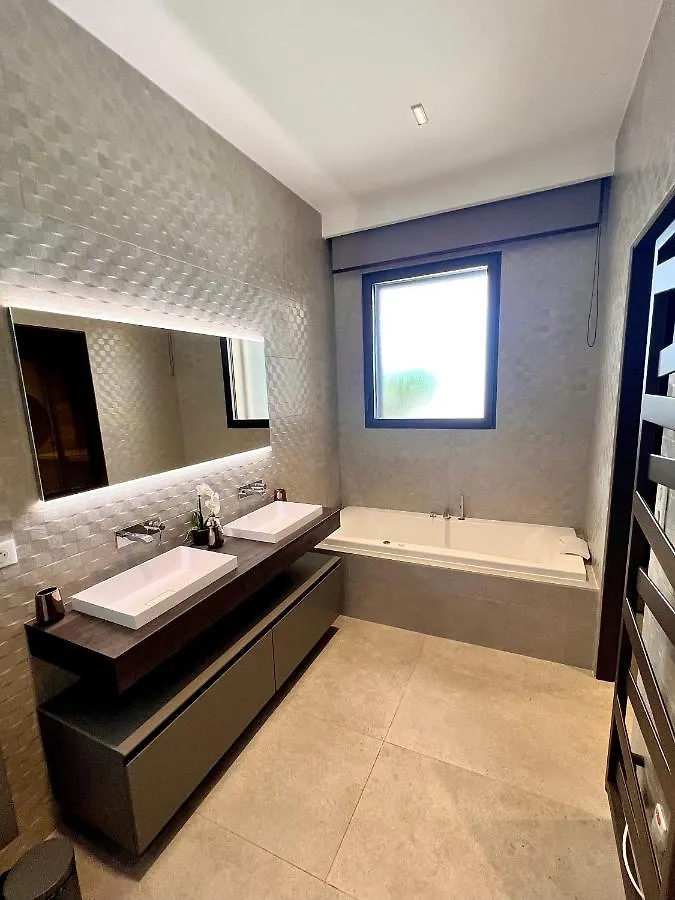 Villa Vue Mer « Golf St Tropez » Les Issambres
