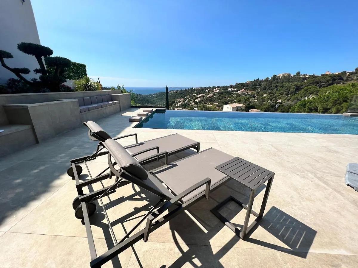 Villa Vue Mer « Golf St Tropez » Les Issambres