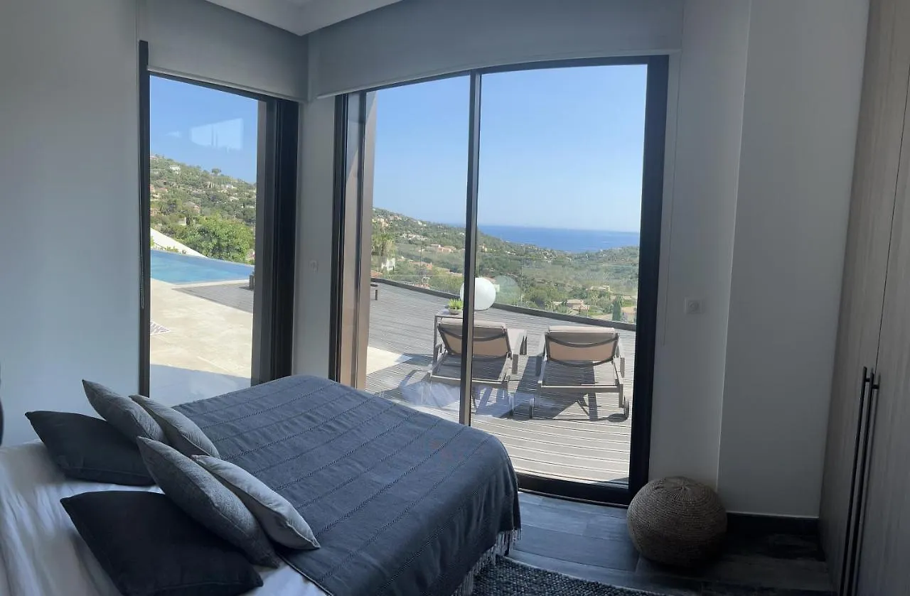 Villa Vue Mer « Golf St Tropez » Les Issambres 0*,