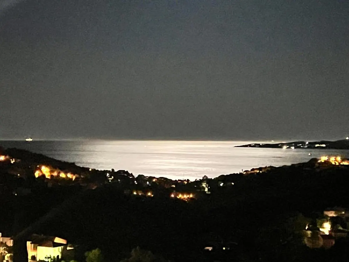 Villa Vue Mer « Golf St Tropez » Les Issambres 0*,  France