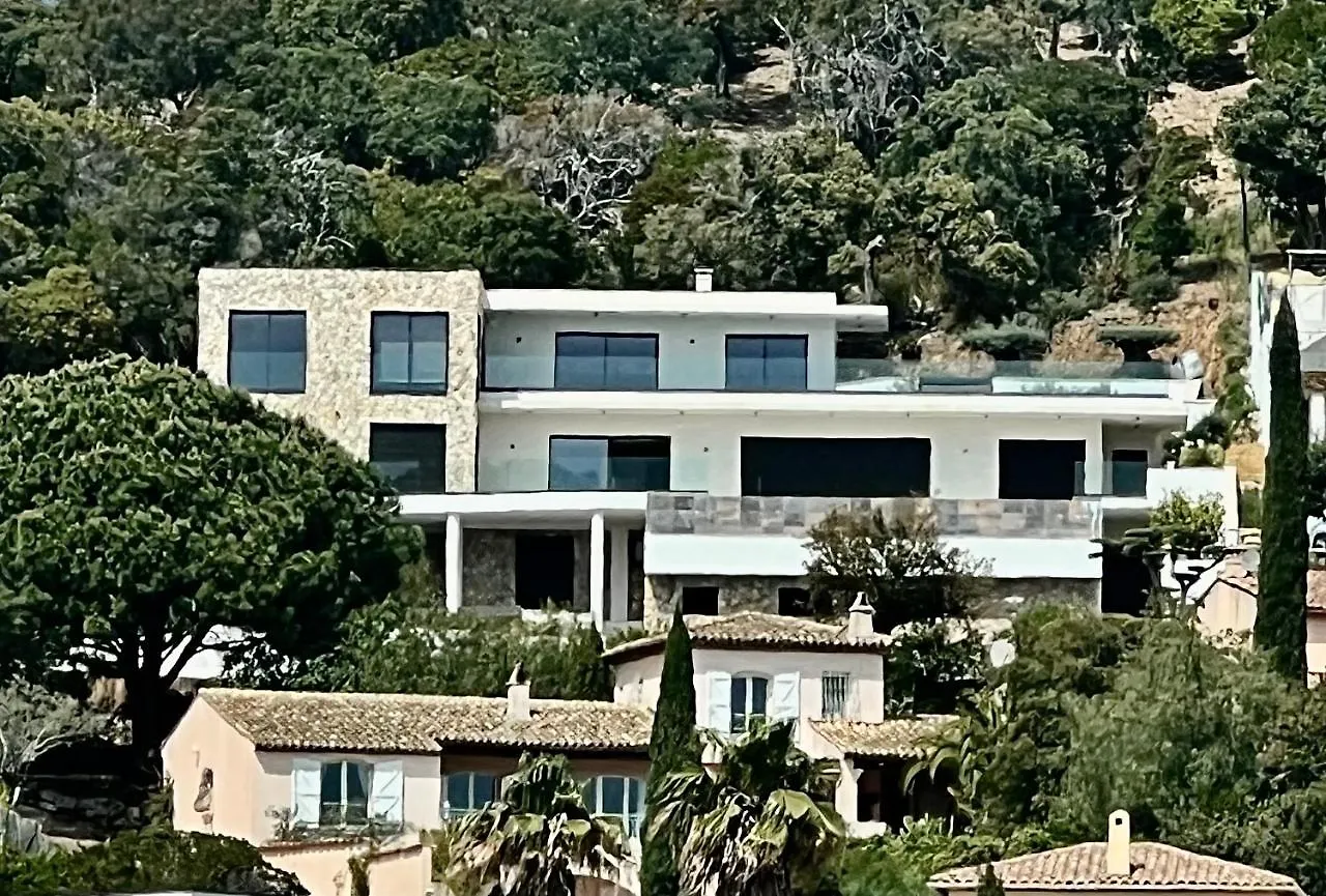Villa Vue Mer « Golf St Tropez » Les Issambres