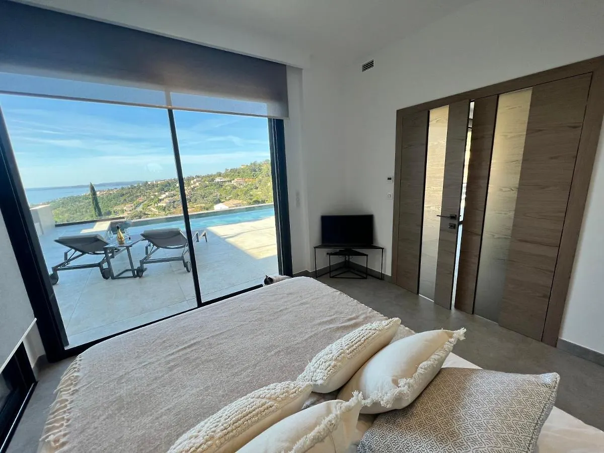 Villa Vue Mer « Golf St Tropez » Les Issambres 0*,  France